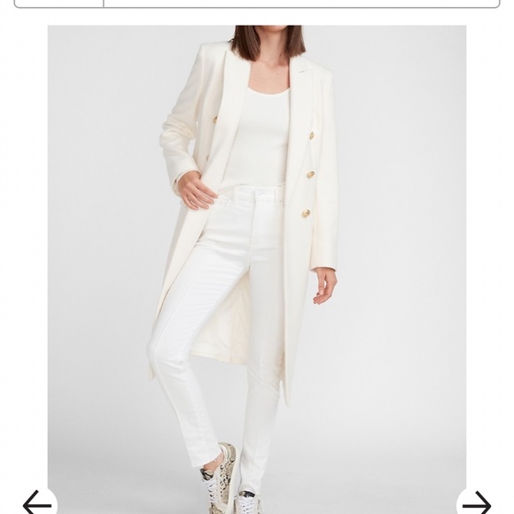 Express coat with gold buttons - Picture 5 of 10